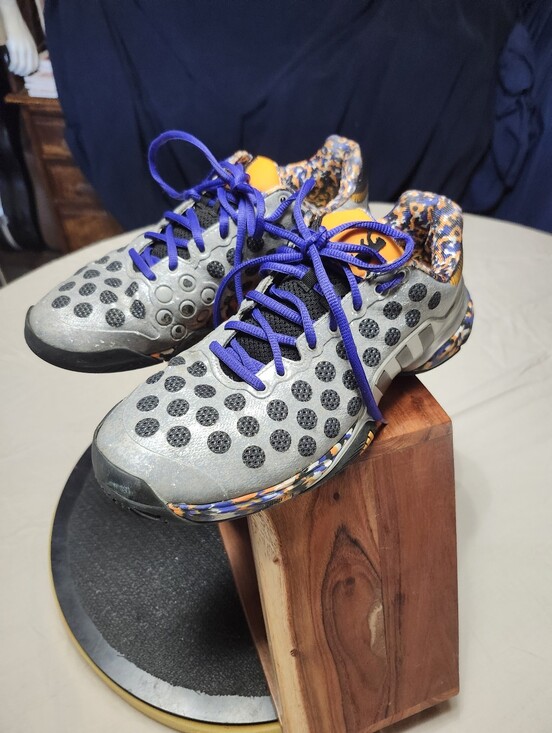 2015 Adidas Barricade Berlin Wall Limited Edition COLLECTIBLE Mens Size 9.5 main image 9
